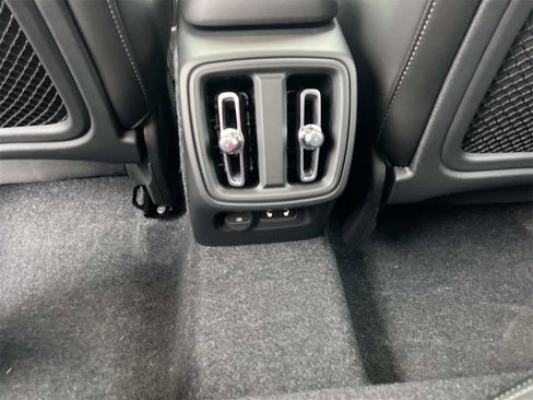 New 2026 Volvo XC40 B4 Core w/ Climate Package image 17