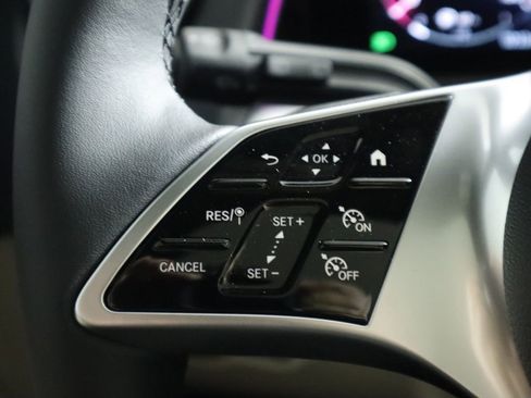 New 2026 Mercedes-Benz GLB 250 image 12