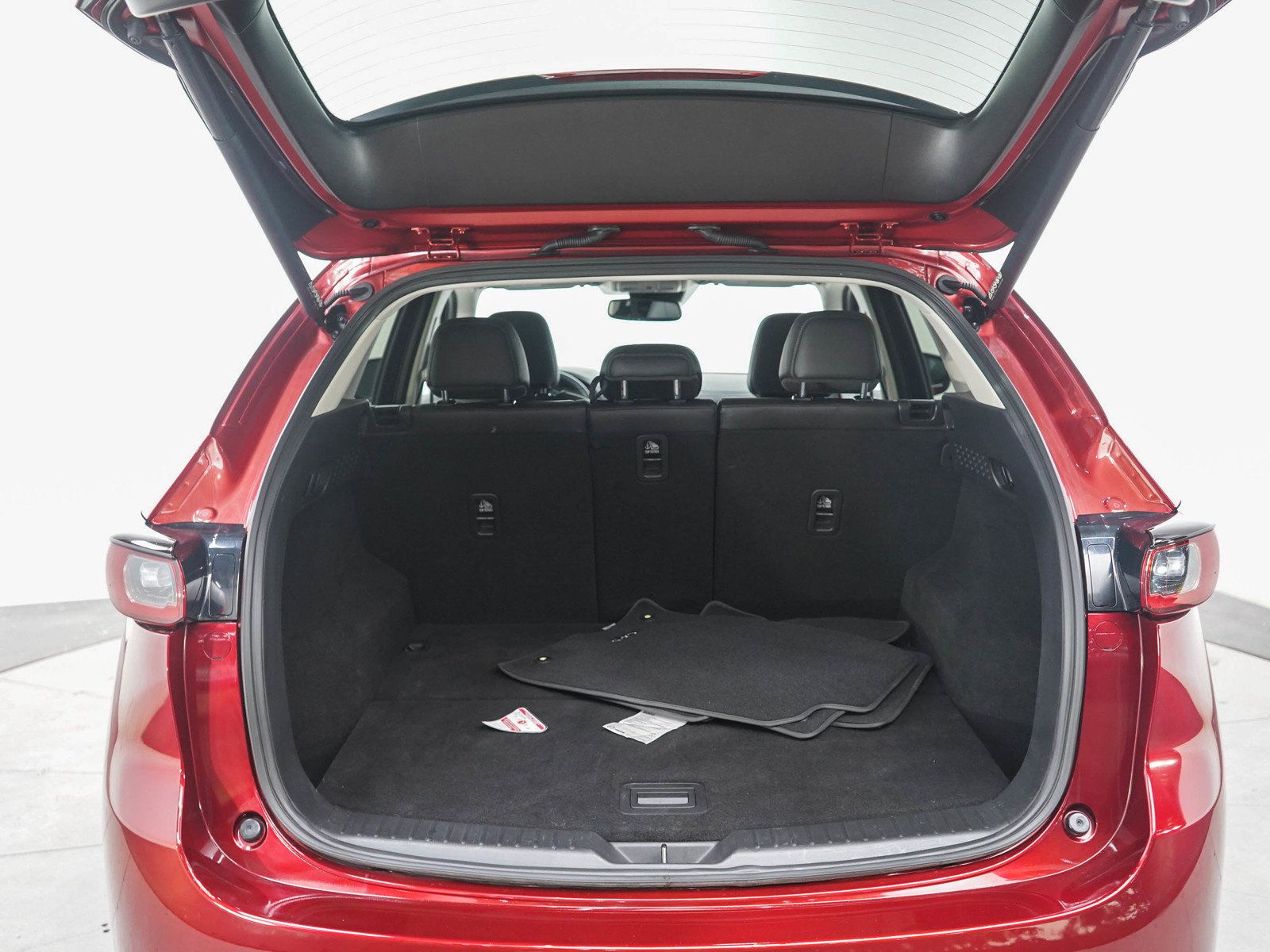 Used 2025 MAZDA CX-5 AWD 2.5 S w/ Preferred Package image 16