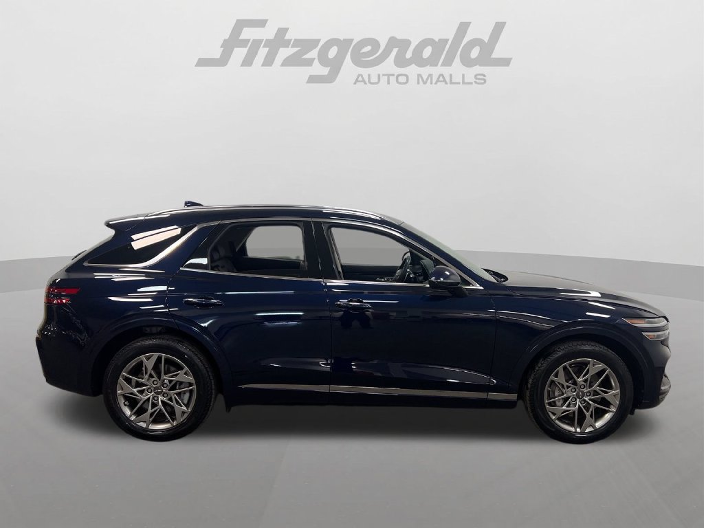 Used 2025 Genesis GV70 2.5T AWD/4WD image 6