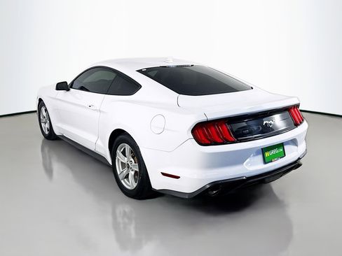Used 2021 Ford Mustang Coupe image 7