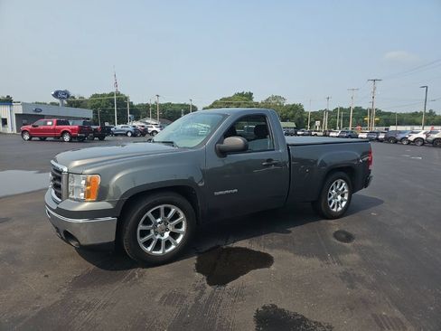 Used 2011 GMC Sierra 1500 W/T w/ Work Truck Preferred Package RWD image 10