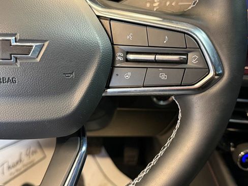 Used 2024 Chevrolet Traverse Z71 w/ Enhanced Driving Package AWD/4WD image 11