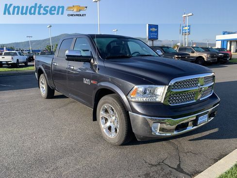 Used 2016 RAM 1500 Laramie w/ Convenience Group AWD/4WD image 1
