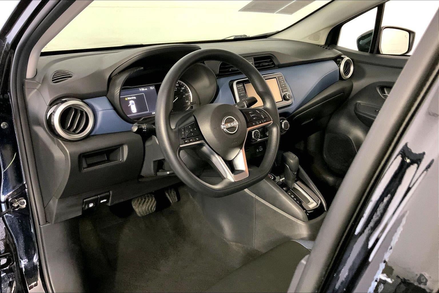 Used 2025 Nissan Versa SV FWD image 14