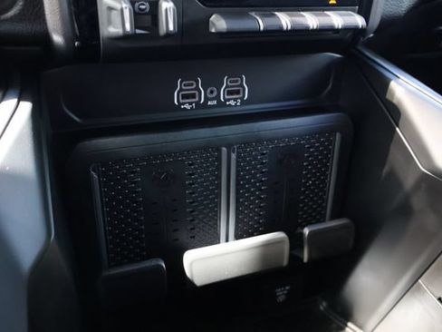 Used 2025 RAM 2500 Laramie AWD/4WD image 13