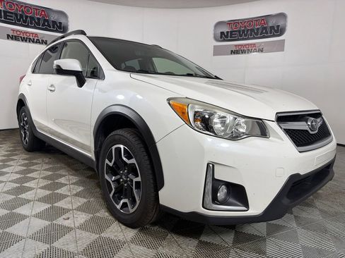 Used 2017 Subaru Crosstrek 2.0i Limited AWD/4WD image 1