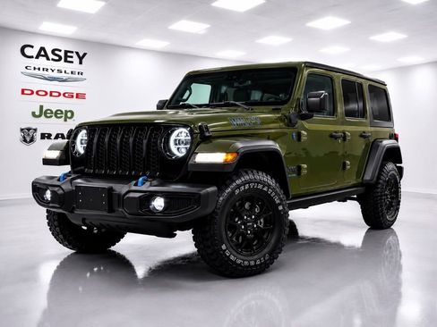 Used 2023 Jeep Wrangler Unlimited w/ Cold Weather Group AWD/4WD image 1