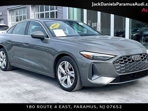 Used 2025 Audi A5 2.0T Premium w/ Convenience Package image 9