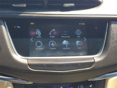 Used 2017 Cadillac XT5 Premium Luxury image 23