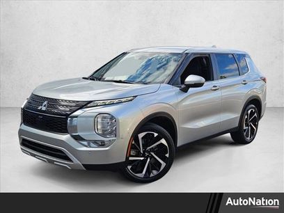 Used 2024 Mitsubishi Outlander SE