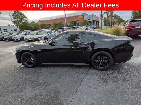 Used 2024 Ford Mustang GT RWD image 7