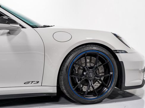 Used 2022 Porsche 911 GT3 image 45
