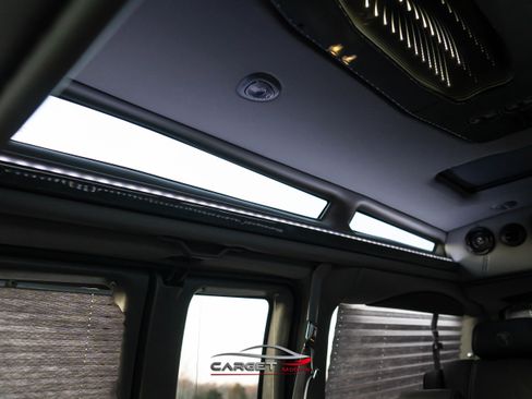 Used 2017 Chevrolet Express 2500 image 21