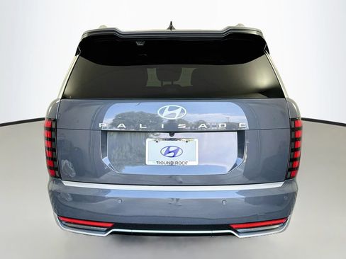 Certified 2026 Hyundai Palisade Calligraphy FWD image 6
