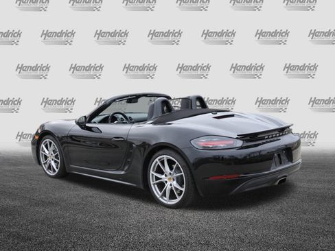 Used 2021 Porsche 718 Boxster image 7