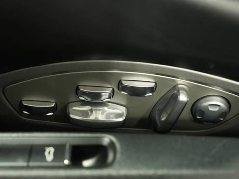 Certified 2014 Porsche 911 Turbo S image 31