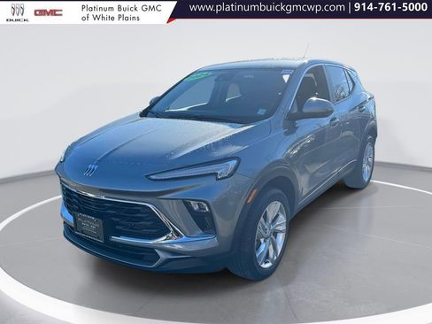 Used 2024 Buick Encore GX Preferred w/ Comfort Package image 4