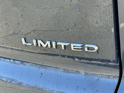 New 2026 Toyota Crown Signia Limited image 17