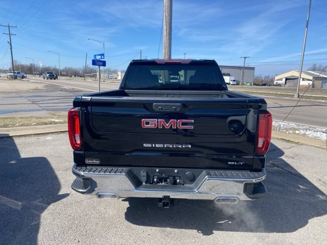 Used 2022 GMC Sierra 1500 SLT w/ SLT Premium Package AWD/4WD image 5