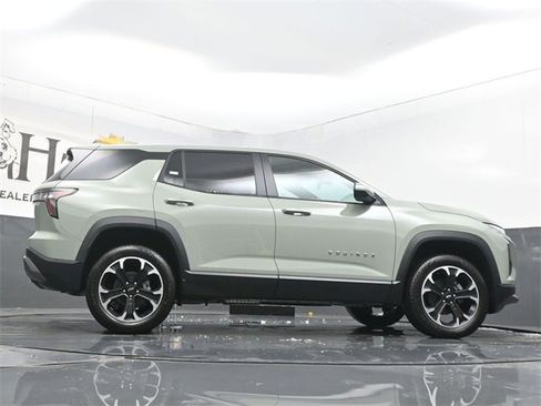 New 2026 Chevrolet Equinox LT image 31