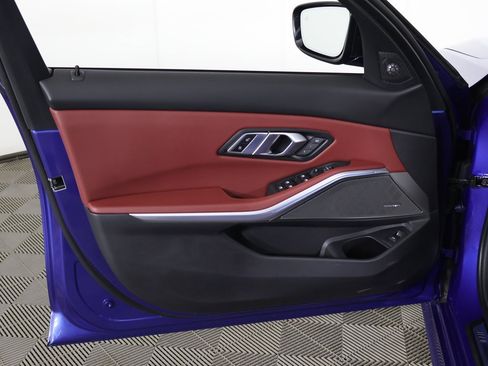 Used 2023 BMW 330i xDrive Sedan w/ M Sport Package image 25