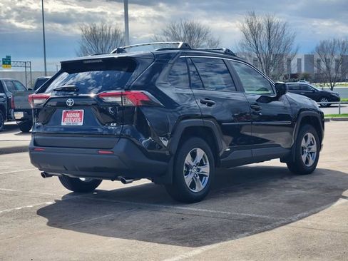 Used 2025 Toyota RAV4 LE image 3