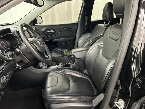 Used 2023 Jeep Cherokee Altitude Lux AWD/4WD image 6