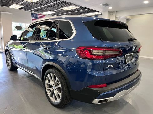 Used 2019 BMW X5 xDrive50i w/ Premium Package 2 image 5