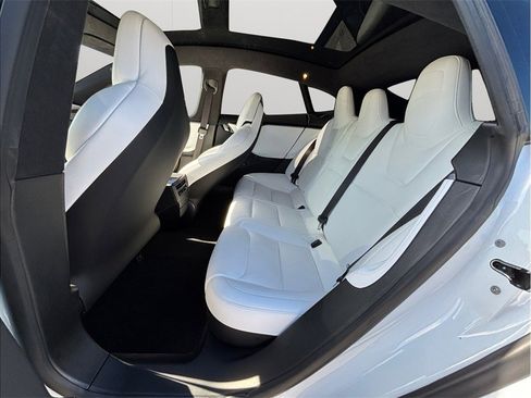 Used 2019 Tesla Model S Performance image 36