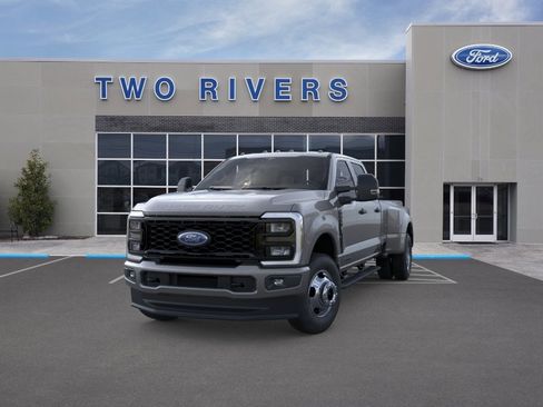 New 2026 Ford F350 4x4 Crew Cab DRW Super Duty image 2