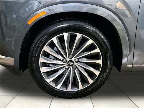 Used 2025 Hyundai Palisade Calligraphy AWD/4WD image 9