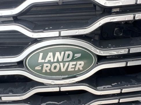 Used 2020 Land Rover Range Rover HSE image 8