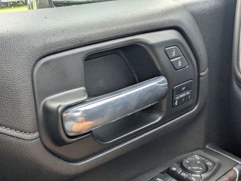 Used 2021 GMC Sierra 2500 Denali w/ Denali Ultimate Package image 23