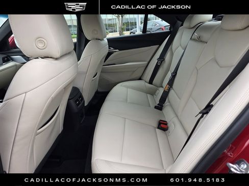 Certified 2026 Cadillac CT4 Luxury RWD image 24
