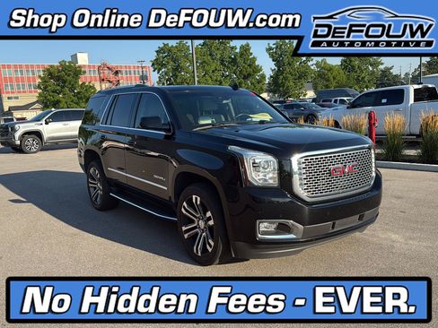 Used 2017 GMC Yukon Denali w/ Open Road Package AWD/4WD image 1