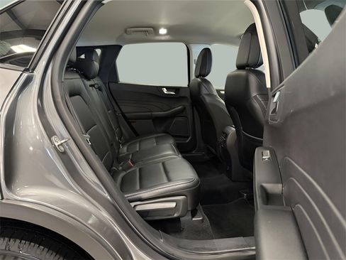 Certified 2022 Ford Escape SEL image 19