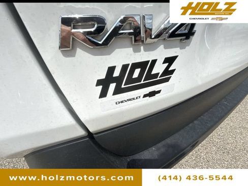 Used 2025 Toyota RAV4 LE FWD image 29
