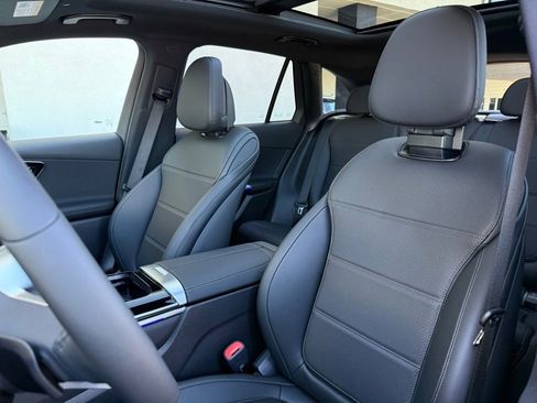 New 2026 Mercedes-Benz GLC 350e 4MATIC image 13