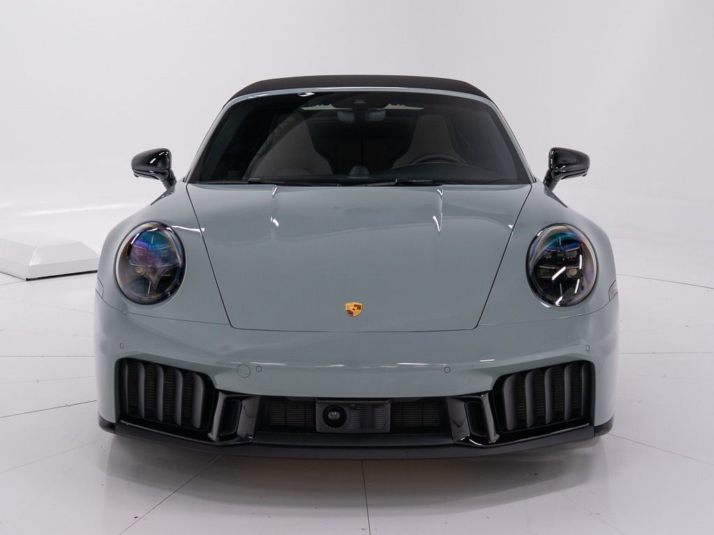 Used 2026 Porsche 911 Carrera GTS RWD image 9