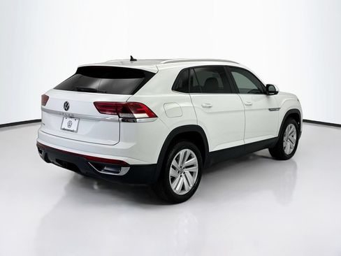 Certified 2023 Volkswagen Atlas Cross Sport SE w/ Panoramic Sunroof Package FWD image 5