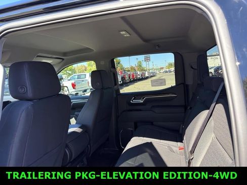 New 2026 GMC Sierra 1500 Elevation image 8