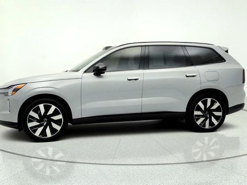 Used 2025 Volvo EX90 Ultra AWD/4WD image 8