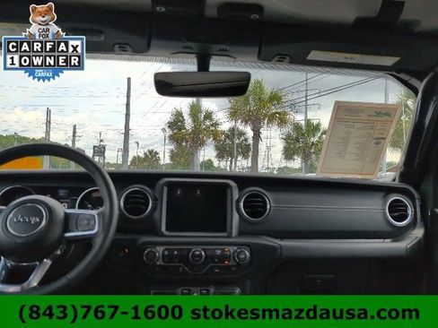 Used 2023 Jeep Wrangler Unlimited Sahara w/ Cold Weather Group AWD/4WD image 2