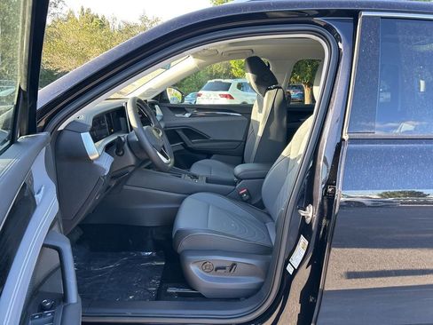 New 2026 Volkswagen Tiguan SE AWD/4WD image 15