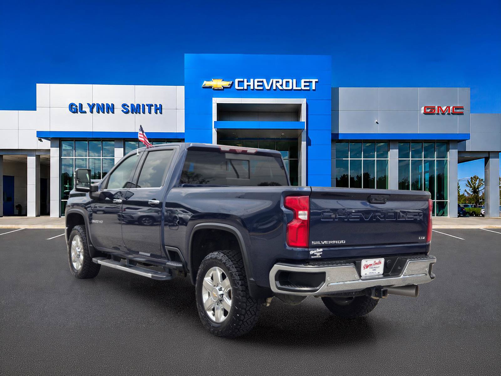 Used 2022 Chevrolet Silverado 3500 LTZ w/ LTZ Premium Package AWD/4WD image 10