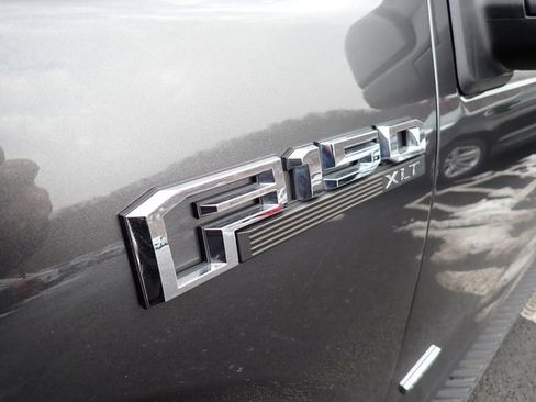 Used 2015 Ford F150 XLT w/ Equipment Group 302A Luxury image 13