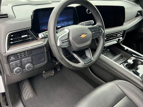 Used 2025 Chevrolet Tahoe LT AWD/4WD image 22