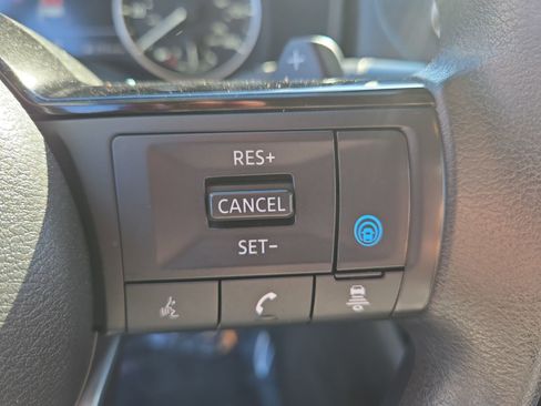 Certified 2023 Nissan Rogue SV image 20