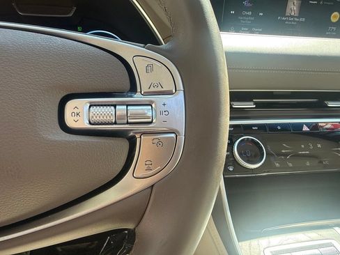 Certified 2024 Genesis GV80 2.5T w/ Prestige Package AWD/4WD image 17
